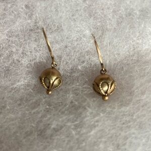 Elegant Gold Drop Earrings